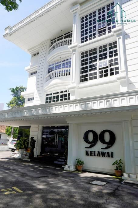 Appartement 99 Kelawei à George Town Extérieur photo