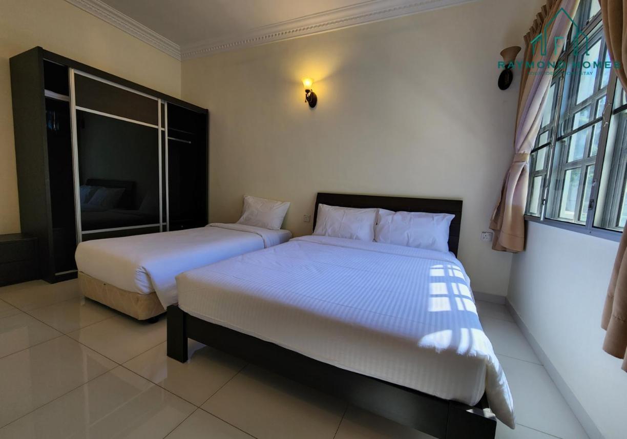 Appartement 99 Kelawei à George Town Extérieur photo